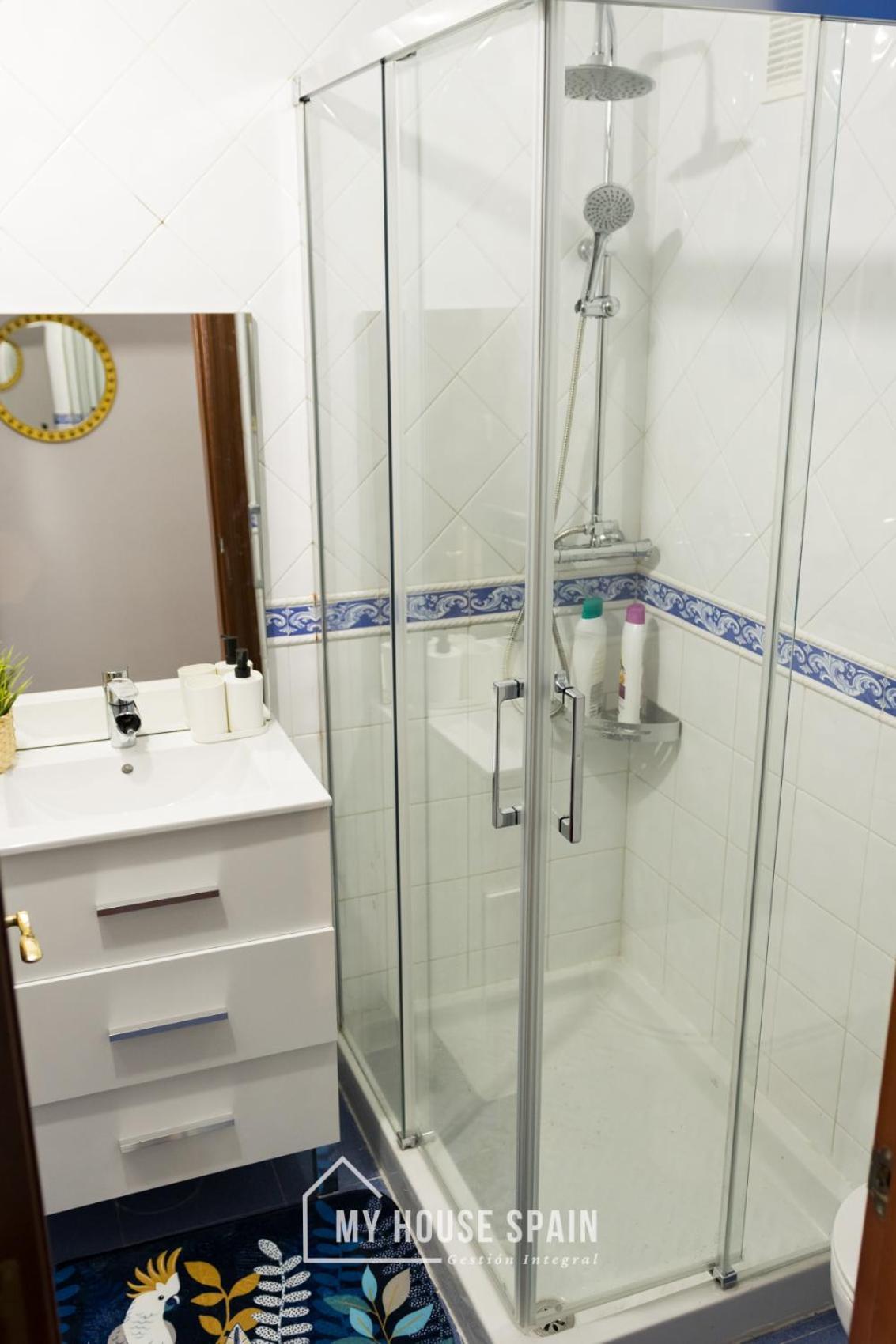 Myhousespain - Playa De Poniente, Con Vistas Al Mar Y Parking Gratuito Gijon Exterior photo